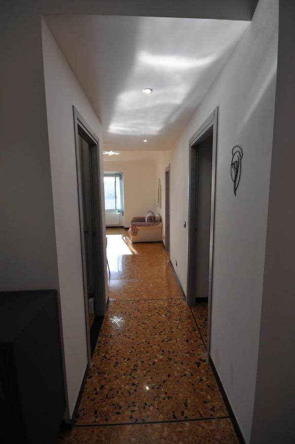 Perdianahouse Waterfront Apartment เจนัว ภายนอก รูปภาพ