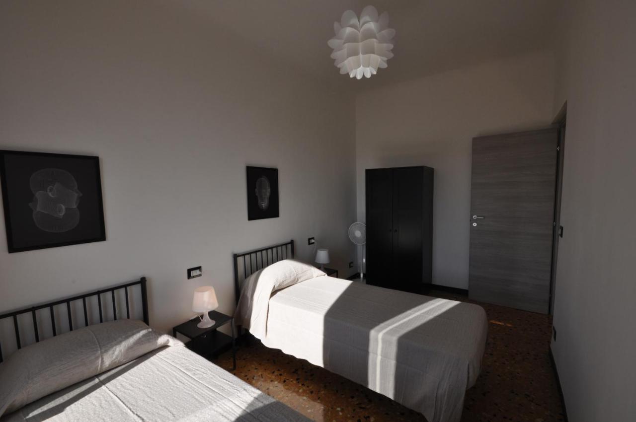 Perdianahouse Waterfront Apartment เจนัว ภายนอก รูปภาพ